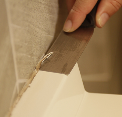 removing caulk